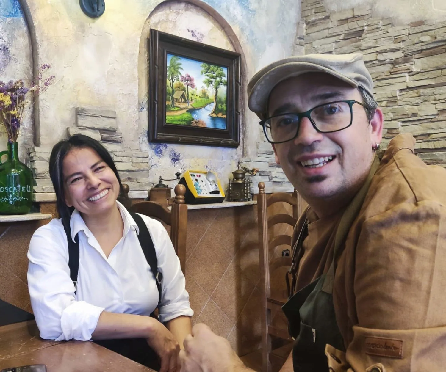 Pola y Santi, los dueños de Gallina Clueca